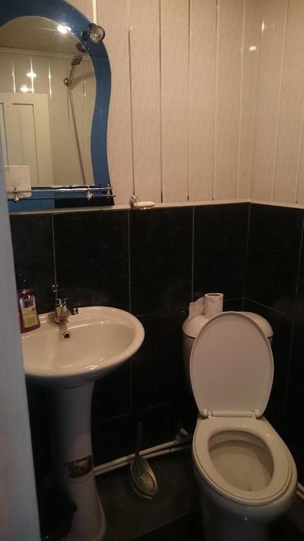 N&N Guest House Mestia Bagian luar foto