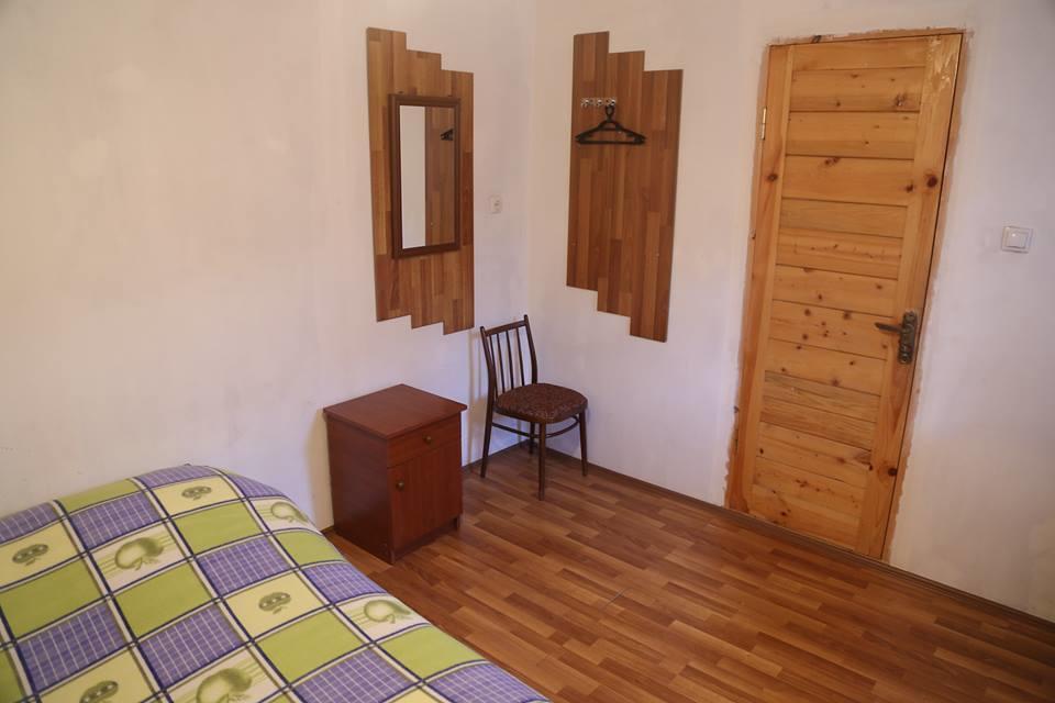 N&N Guest House Mestia Bagian luar foto